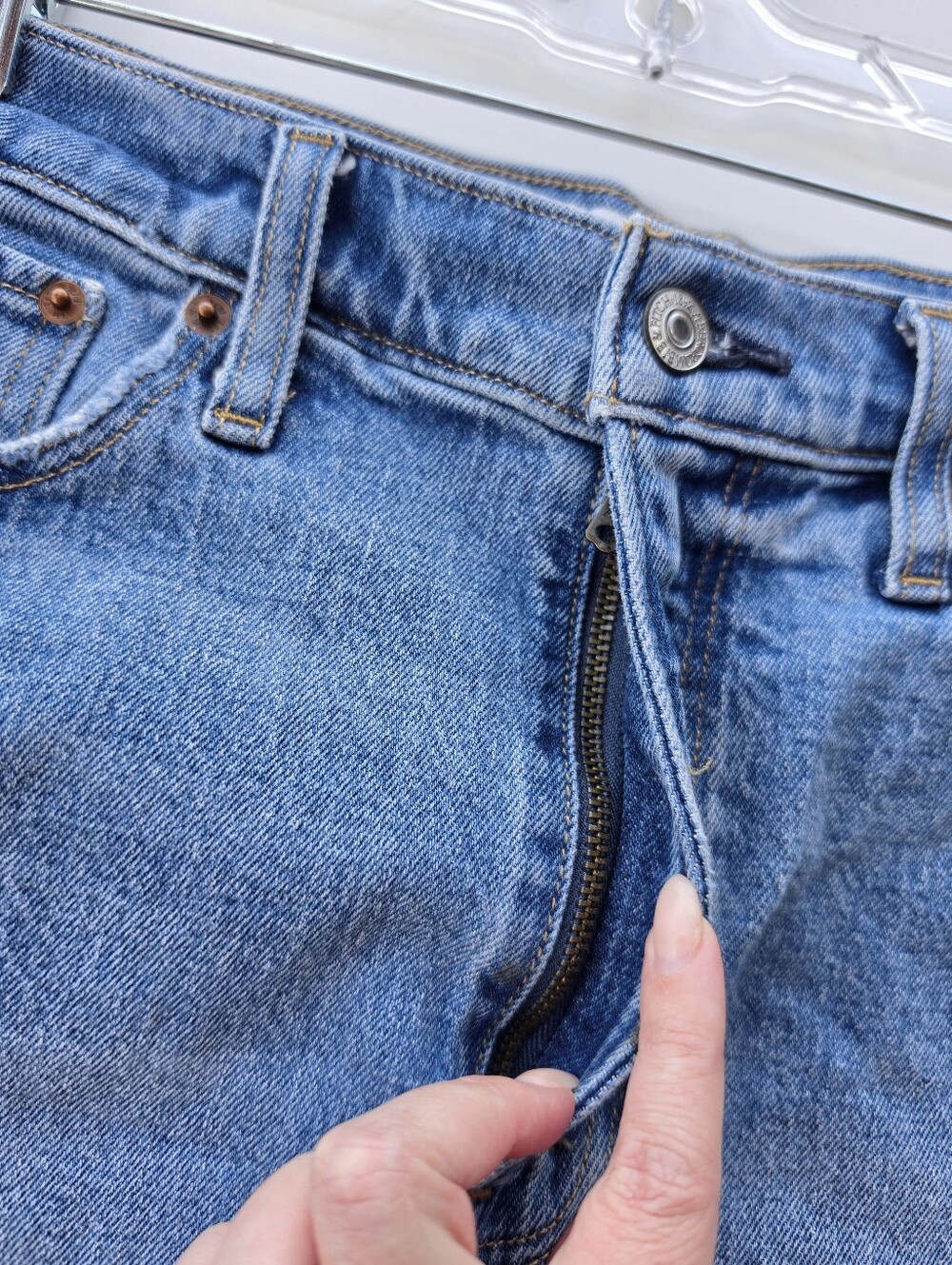 Abercrombie & Fitch The 4" High Rise Mom Short - Picture 4 of 6